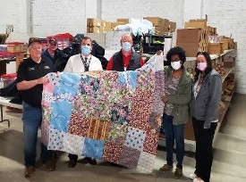 Kathy Griffin & her ReEntry Team from Pendleton Industrial Facility delivering blankets for the Homeless